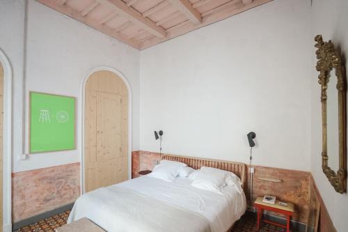 

Palermo - Mahon - Hotel Hevresac Singular & Small