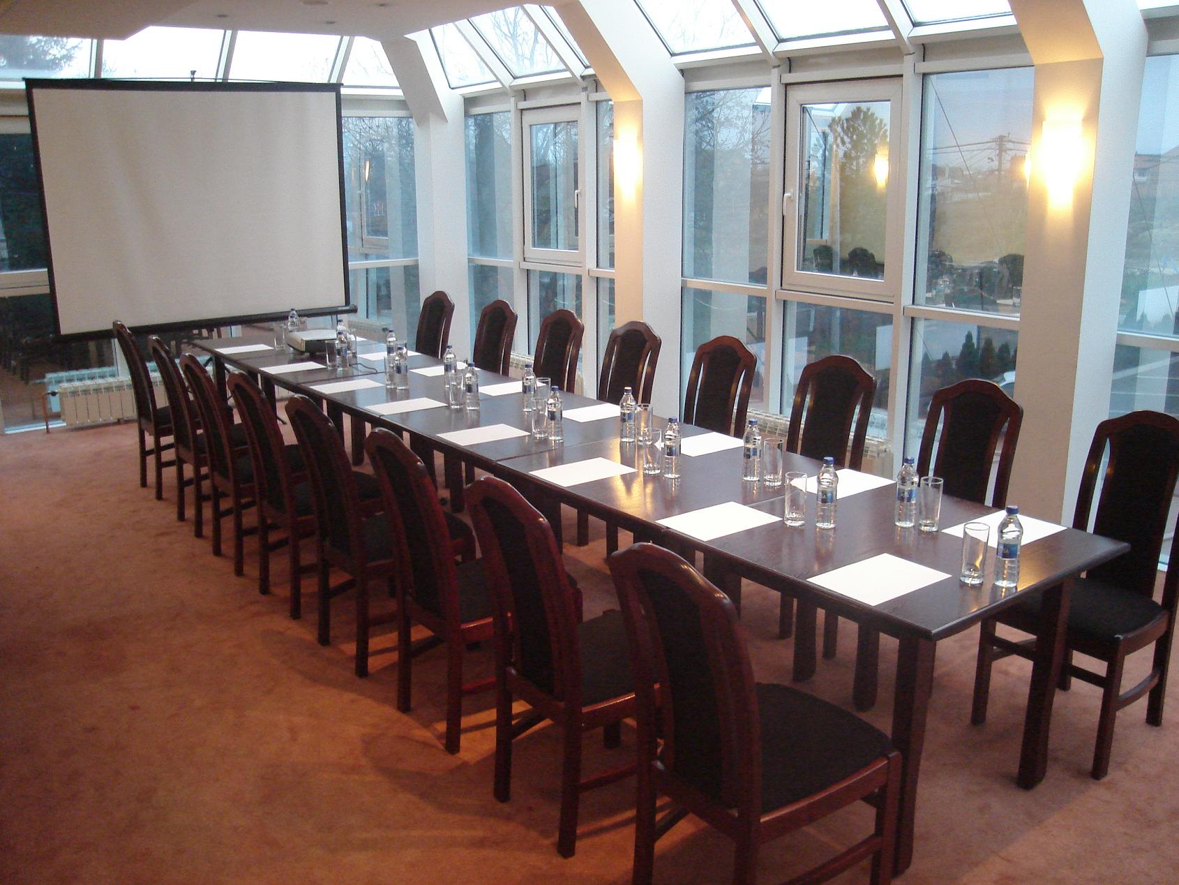 

Napoli - Belgrado - Hotel Elegance