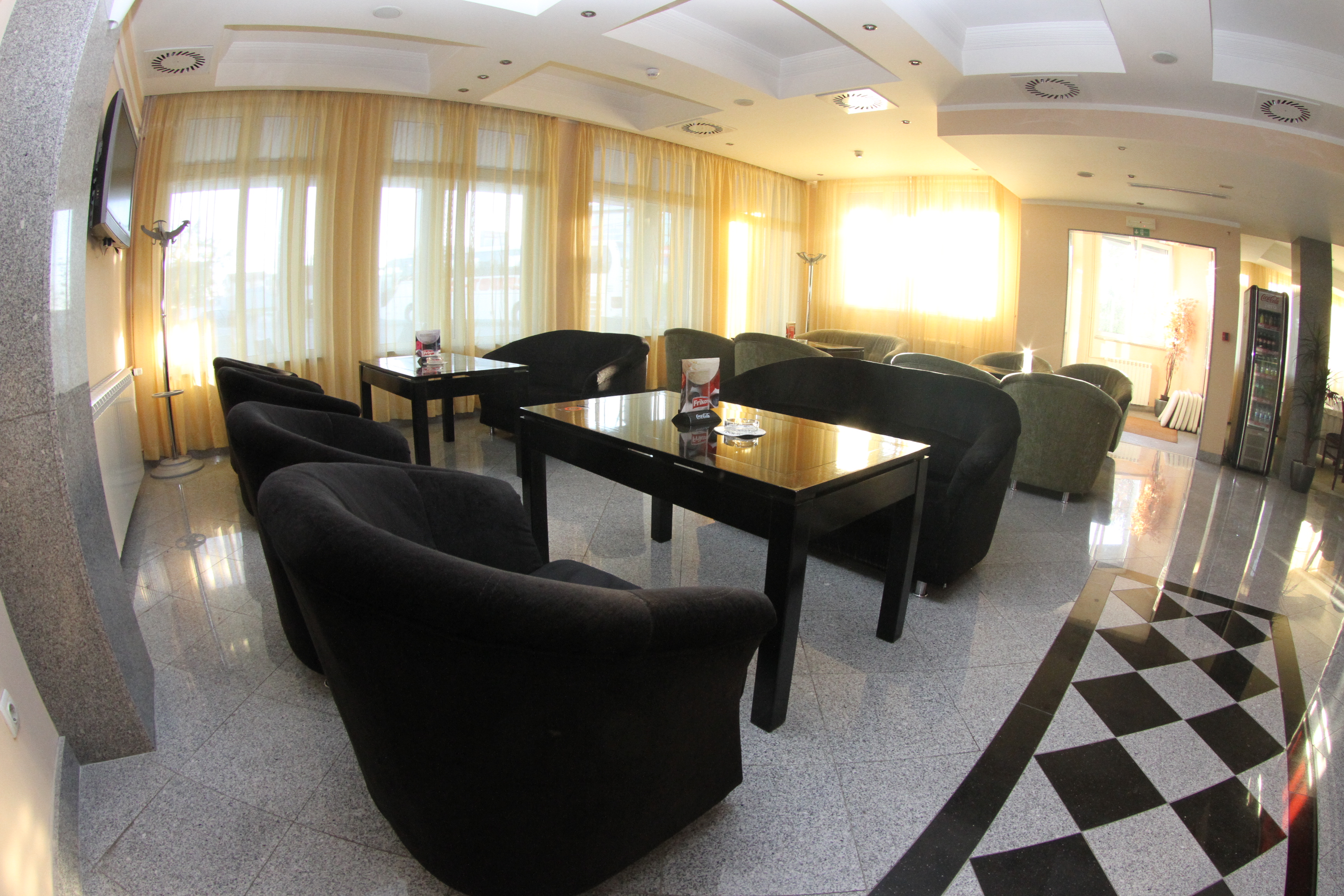

Roma - Belgrado - Hotel Elegance