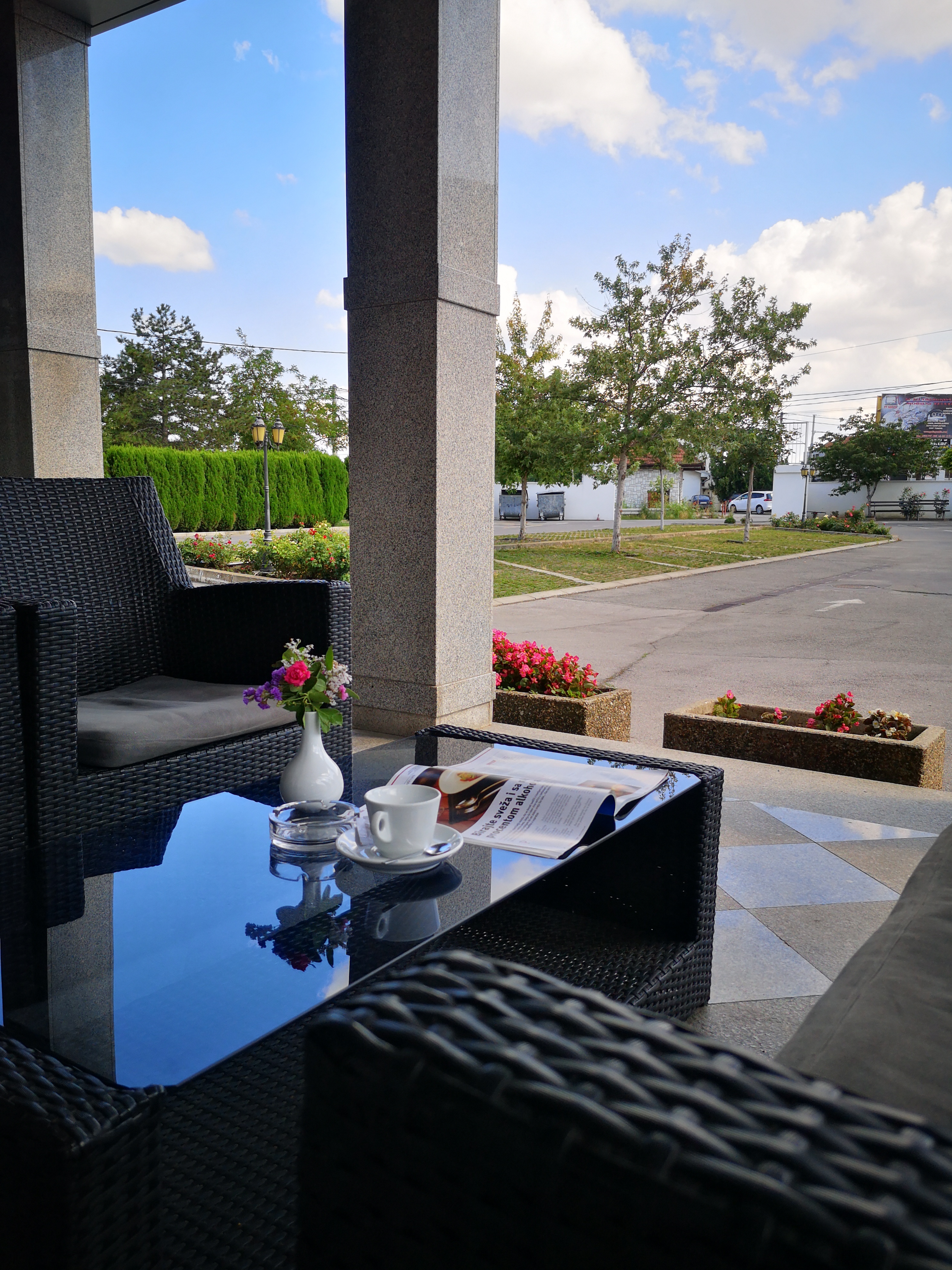 

Milano - Belgrado - Hotel Elegance
