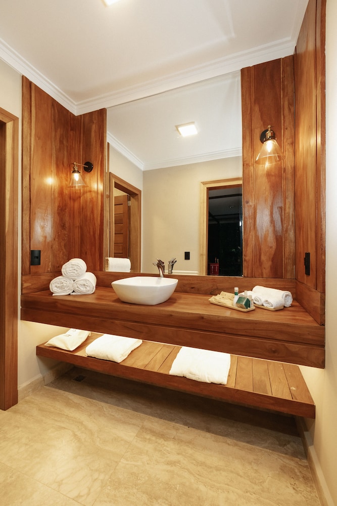 

Roma - Puerto Iguazú - LAS HOTEL BOUTIQUE