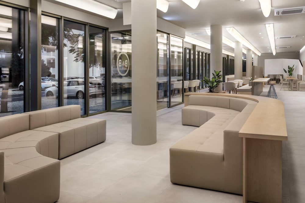 

Milano - Carcavelos - B&B HOTEL Lisboa Oeiras
