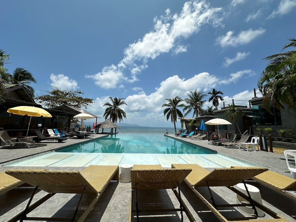 

Roma - Tailandia - Koh Samui e Koh Phangan - The Sea Resort Haad Rin
