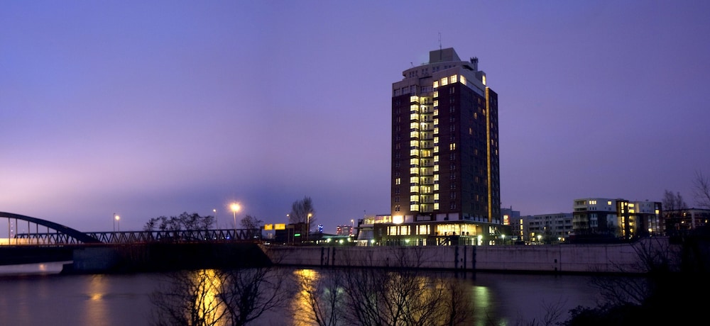 

Milano - Amburgo - HI Hotel International Hamburg