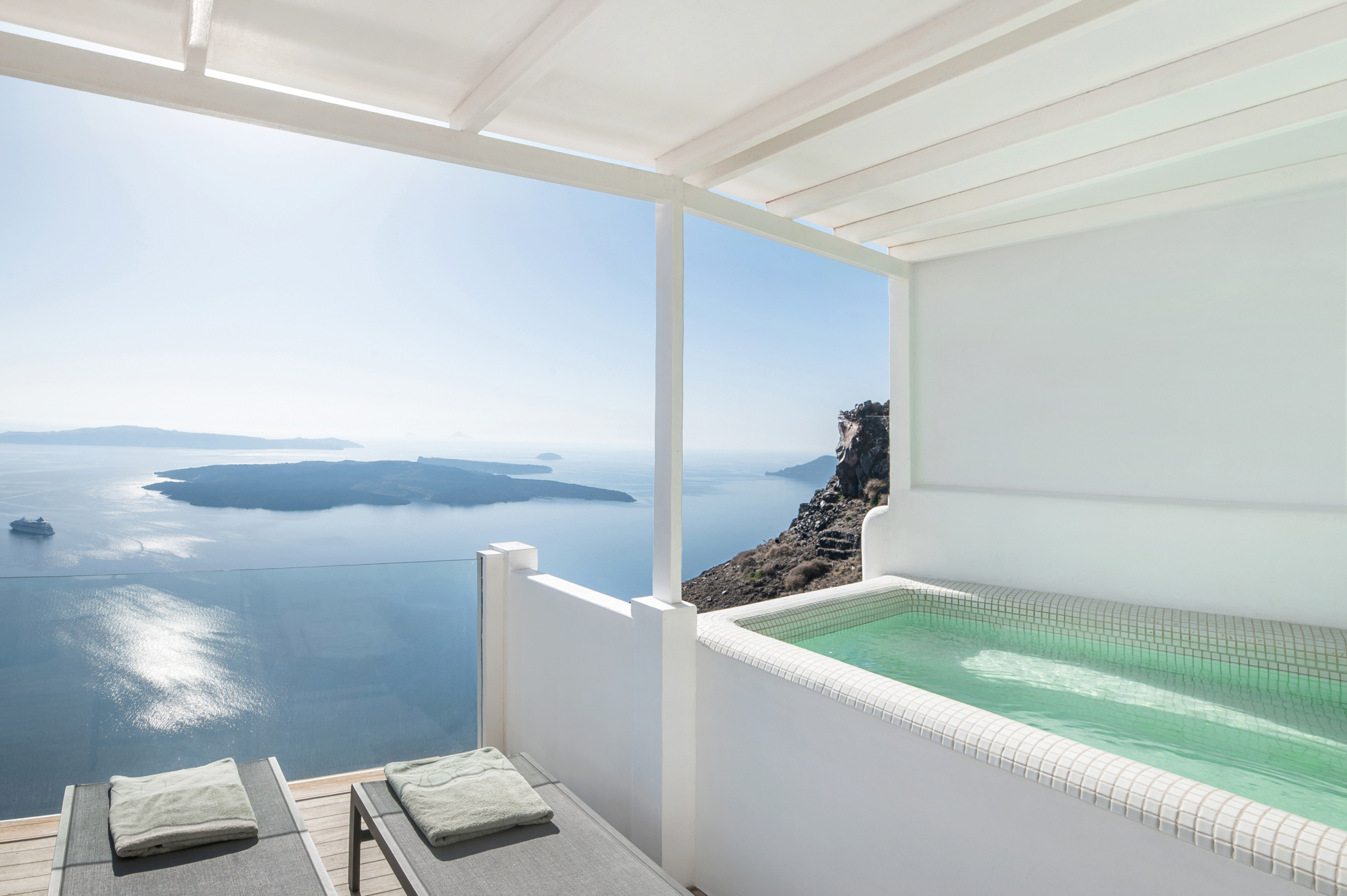

Alghero - Imerovigli - Aqua Luxury Suites by NOMÉE Hospitality Group