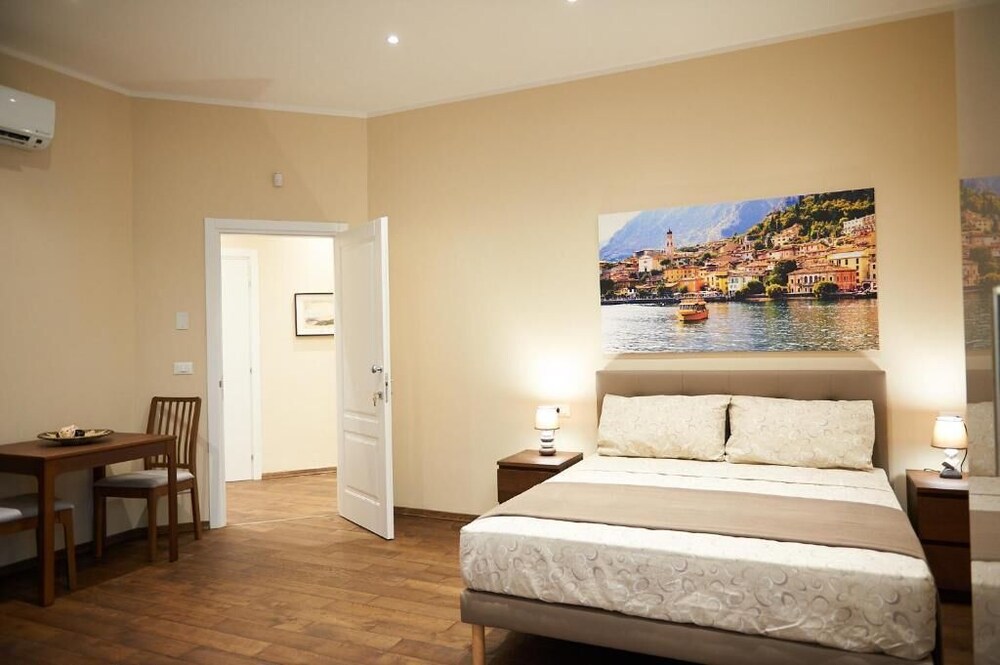 

Palermo - Trieste - Miramare Luxury Suites