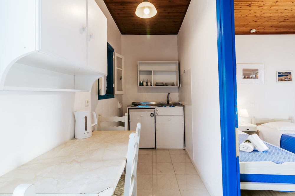 

Lamezia Terme - Kassiopi - Sunflower Apartments & Studios