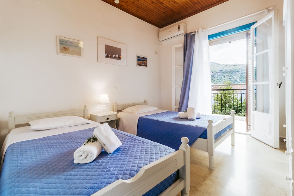 

Roma - Acharavi - Sunflower Apartments & Studios