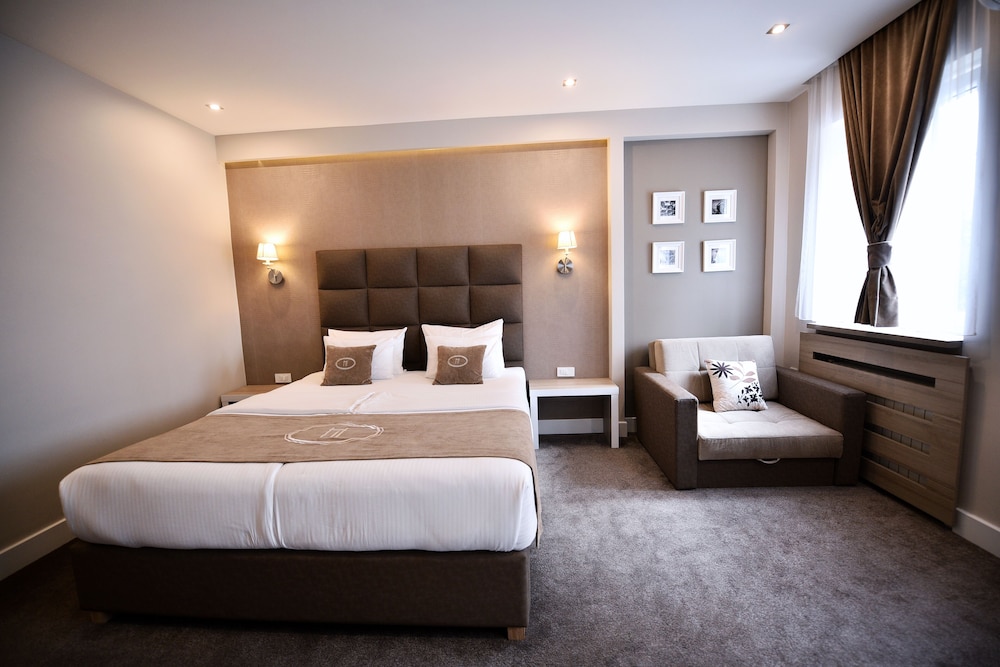 

Bari - Banja Luka - Hotel Ideja