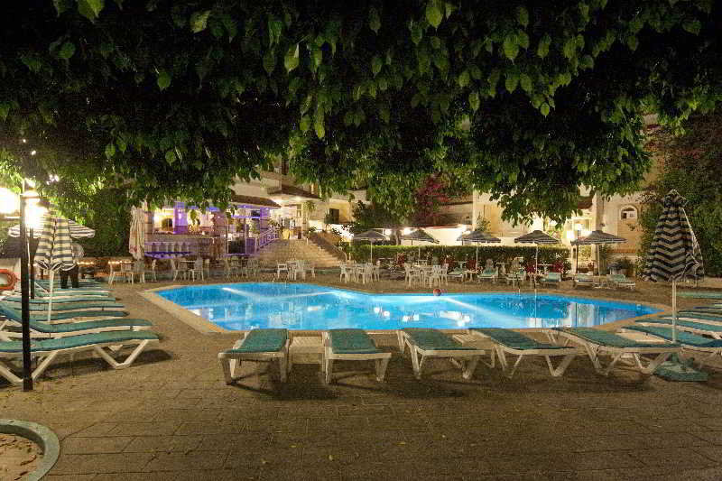 

Roma - Koskinou - Kassandra Hotel
