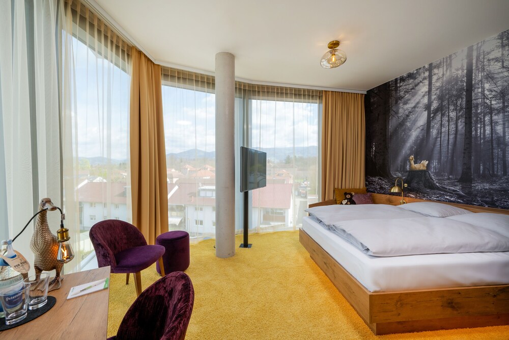 

Roma - Sasbachwalden - mightyTwice Hotel Achern