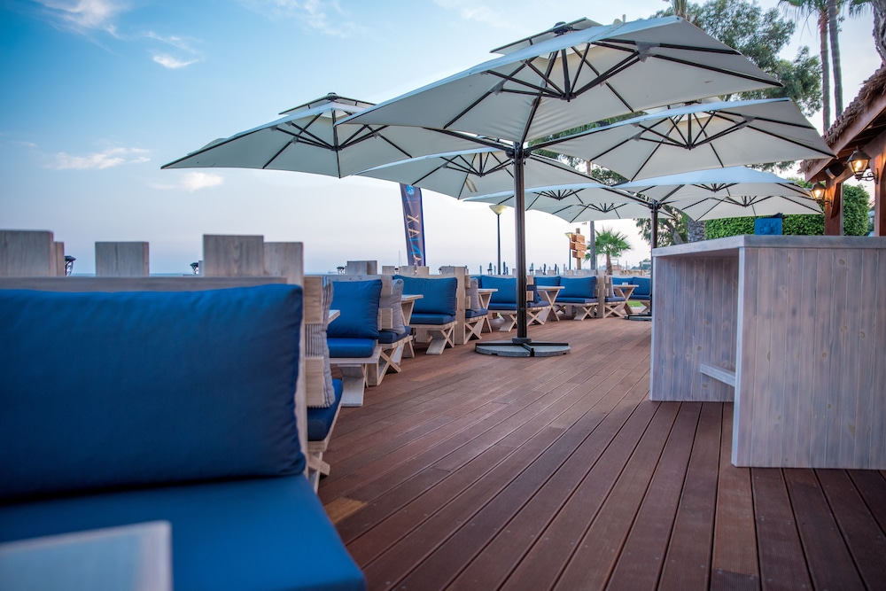 

Roma - Limassol - Poseidonia Beach Hotel