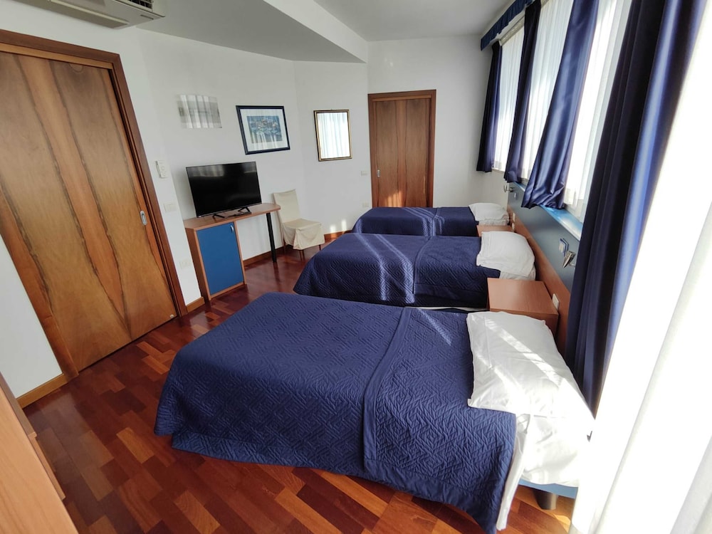 

Cagliari - Treviso - Hotel all'Oasi