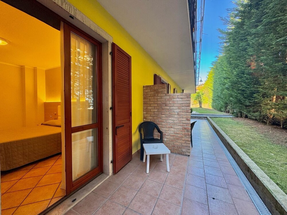 

Cagliari - Bardolino - Hotel Romantic