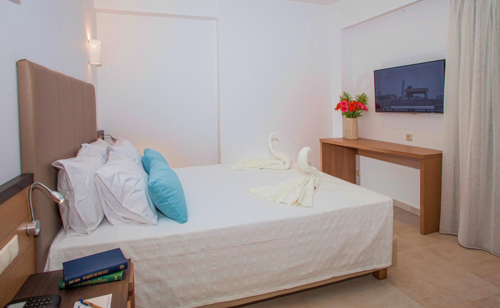 

Brindisi - Rethymno - Minos Aparthotel