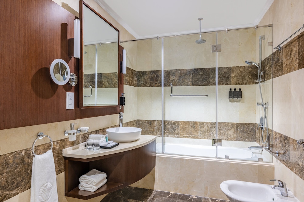 

Napoli - Katar - Riviera Rayhaan by Rotana Doha