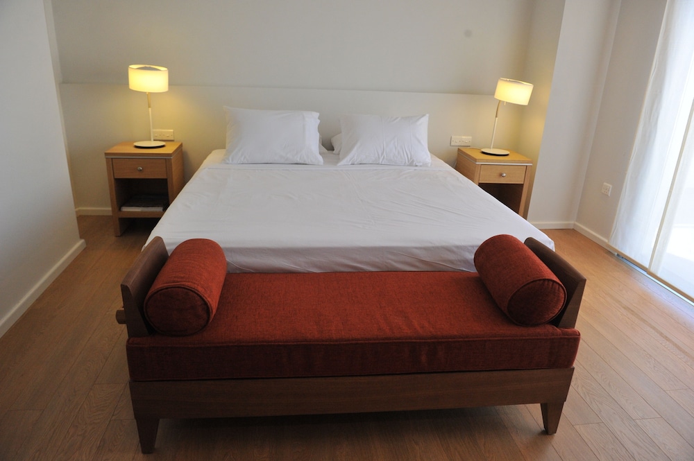 

Milano - Kiti - E-Hotel Larnaca Resort & Spa