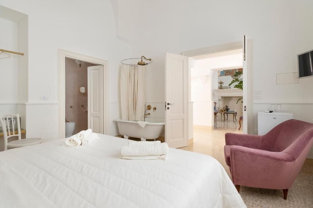 

Milano - Gagliano del Capo - Relais Carlo Alberto