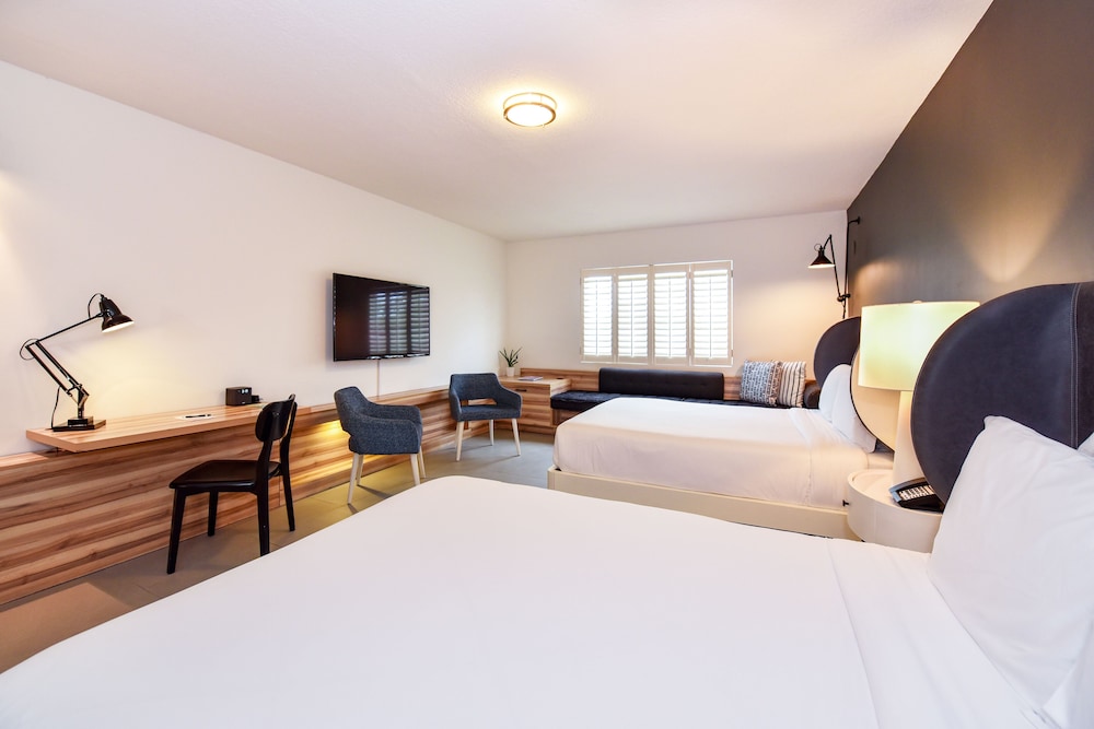 

Milano - George Town - The Locale Hotel Grand Cayman