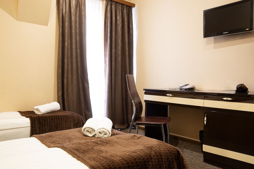 

Milano - Tbilisi - Hotel Diplomat