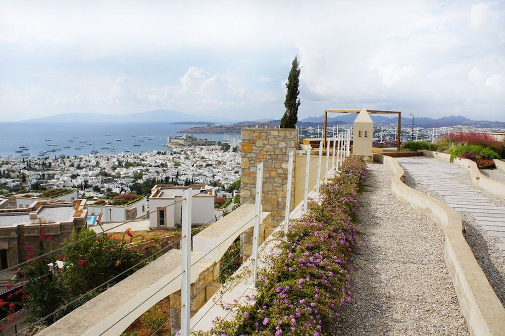 

Roma - Torba - The Marmara Bodrum - Adult Only
