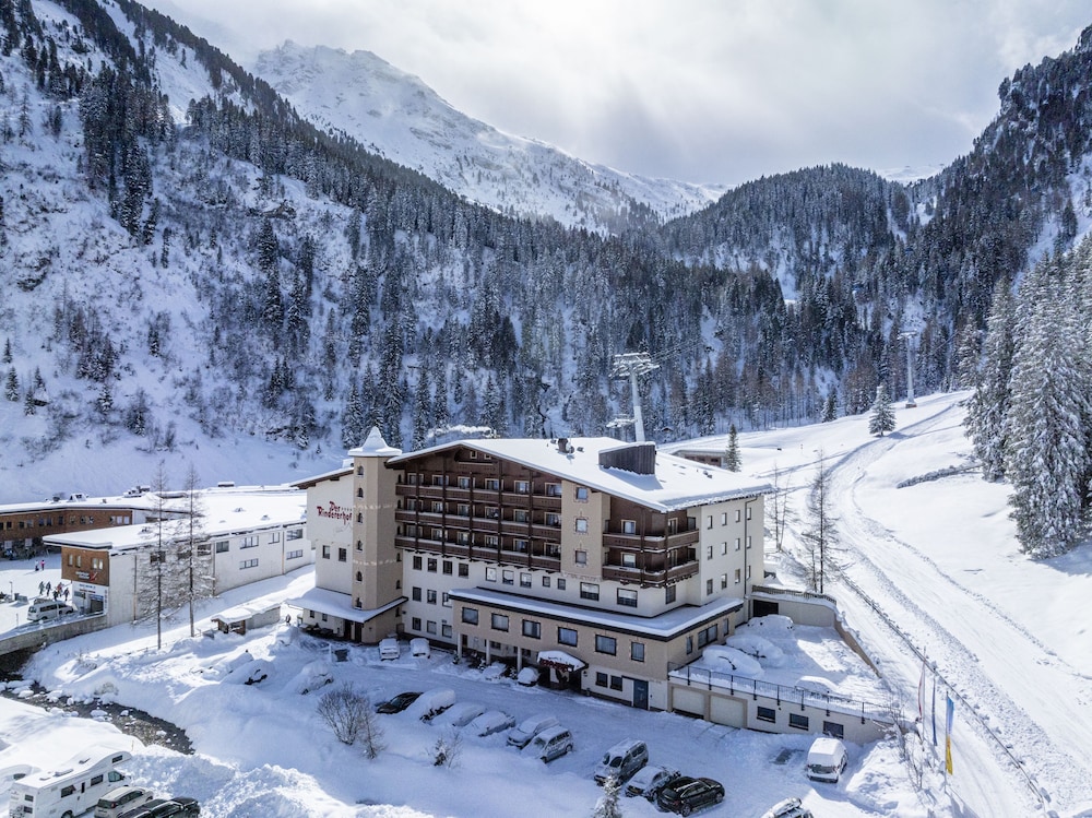 

Napoli - Hintertux - Der Rindererhof