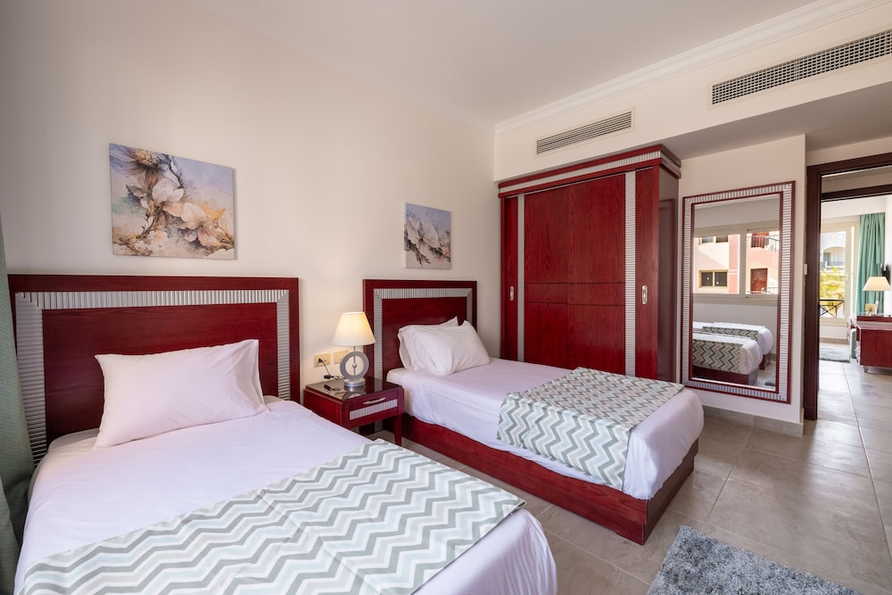 

Torino - Port Ghalib - Oyster Bay Beach Suites