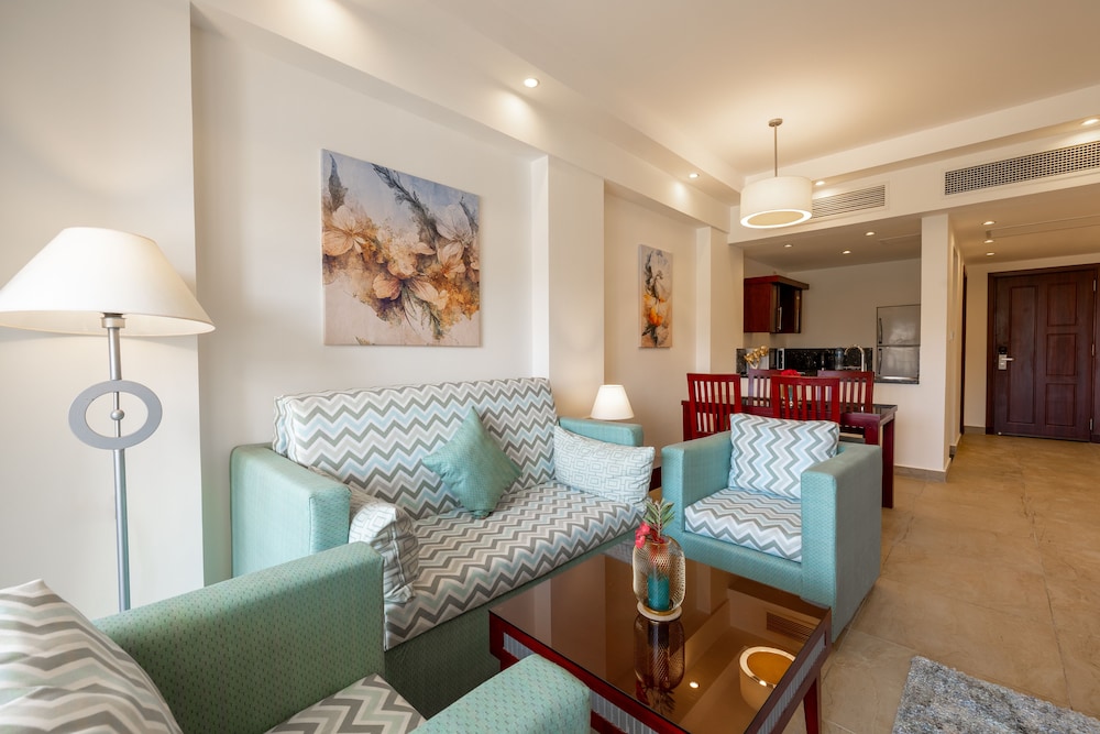 

Verona - Port Ghalib - Oyster Bay Beach Suites