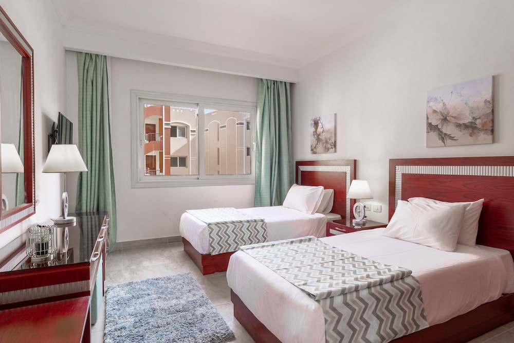 

Palermo - Port Ghalib - Oyster Bay Beach Suites