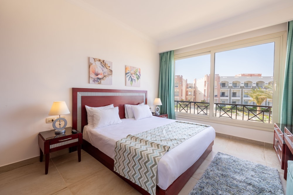 

Torino - Port Ghalib - Oyster Bay Beach Suites