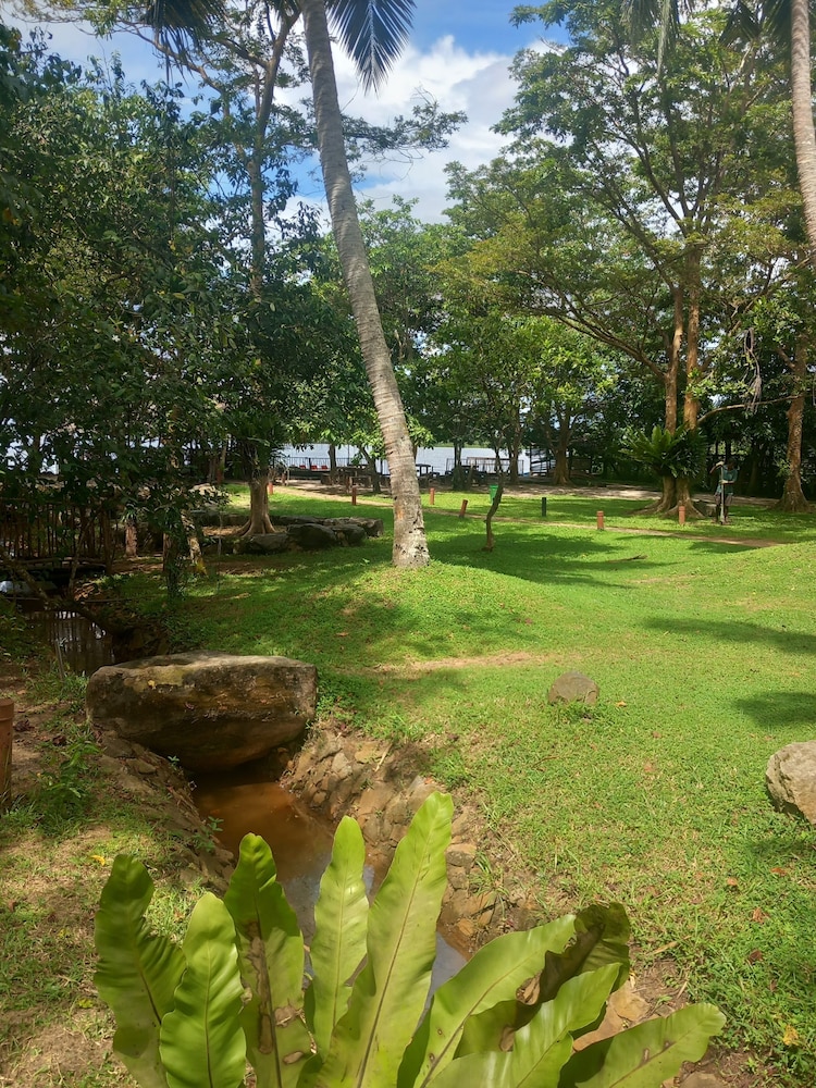 

Genova - Wadduwa - Lake Resort Bolgoda