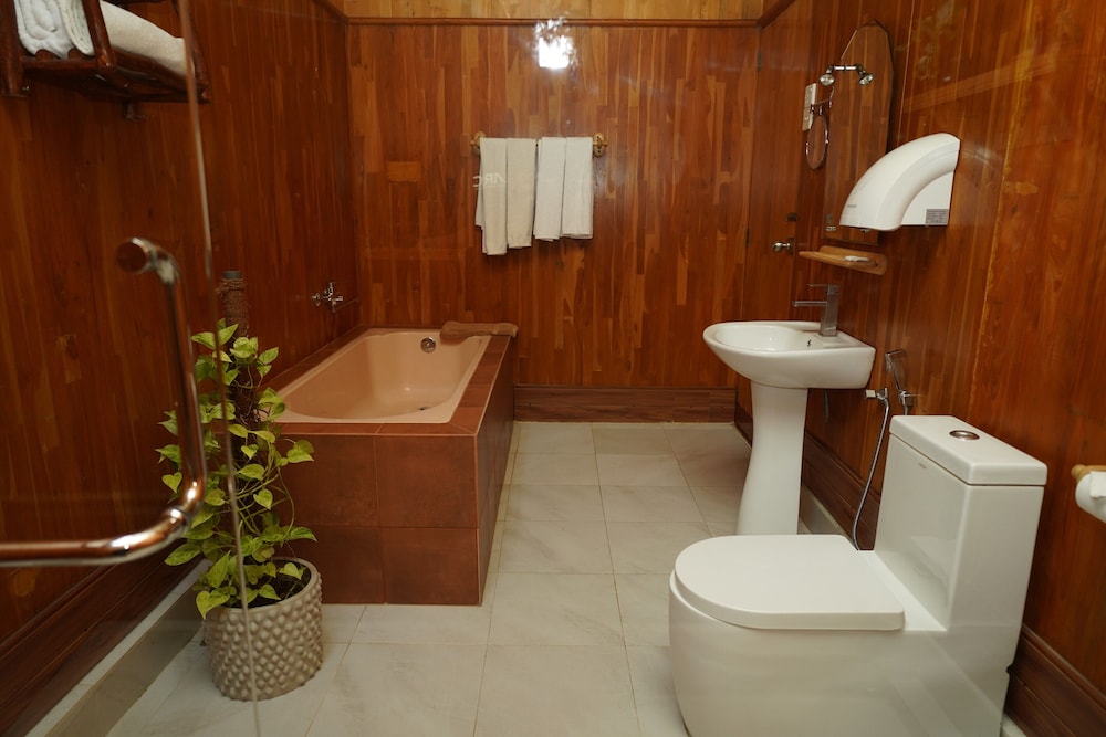 

Venezia - Wadduwa - Lake Resort Bolgoda