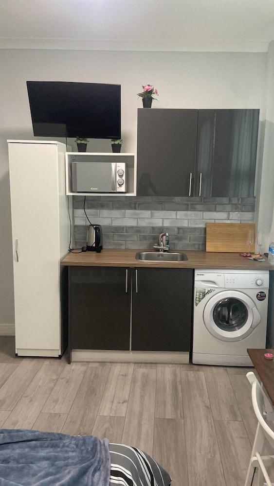 

Venezia - Wimbledon - Acton Vale hotel