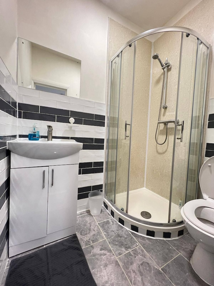 

Catania - Hounslow - Acton Vale hotel