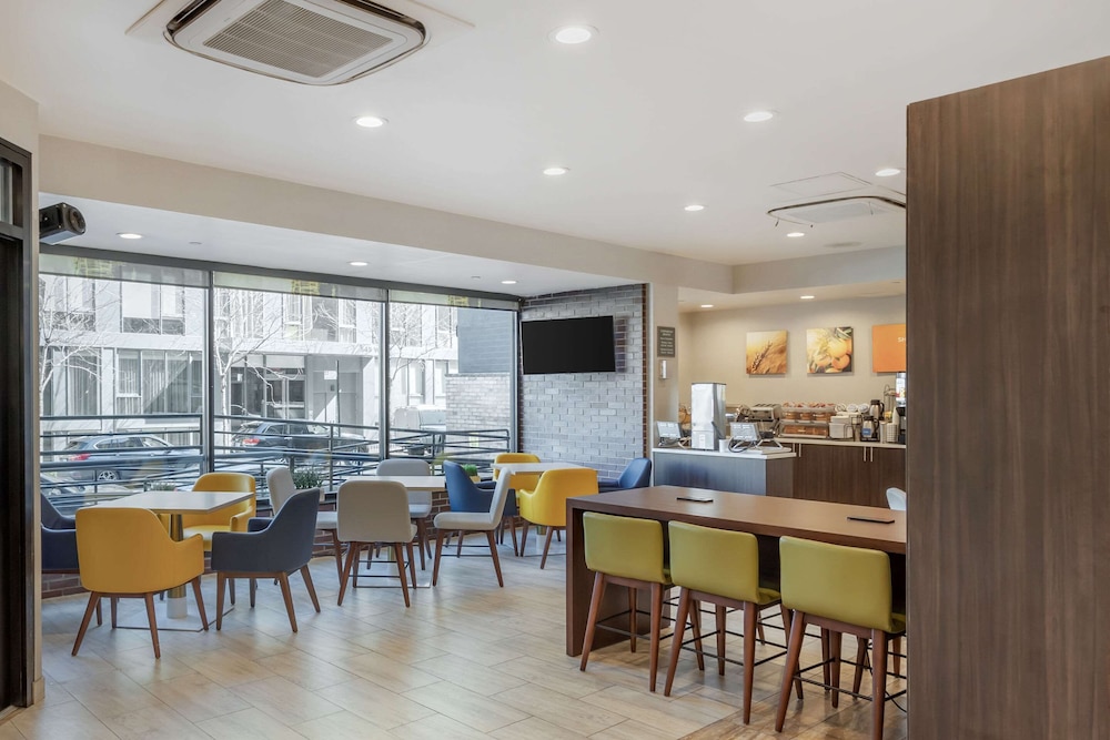 

Bologna - Long Island City - Comfort Inn Manhattan - Midtown West