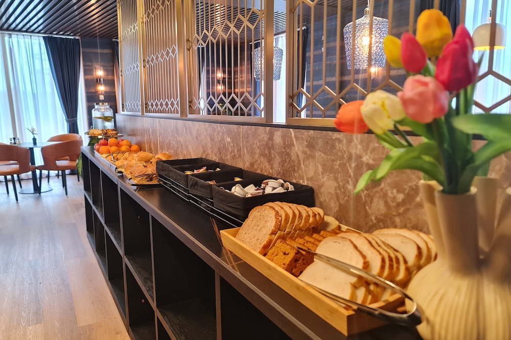

Bologna - Amstelveen - Hotel Fogo Amsterdam