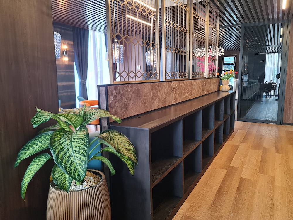 

Palermo - Schiphol - Hotel Fogo Amsterdam