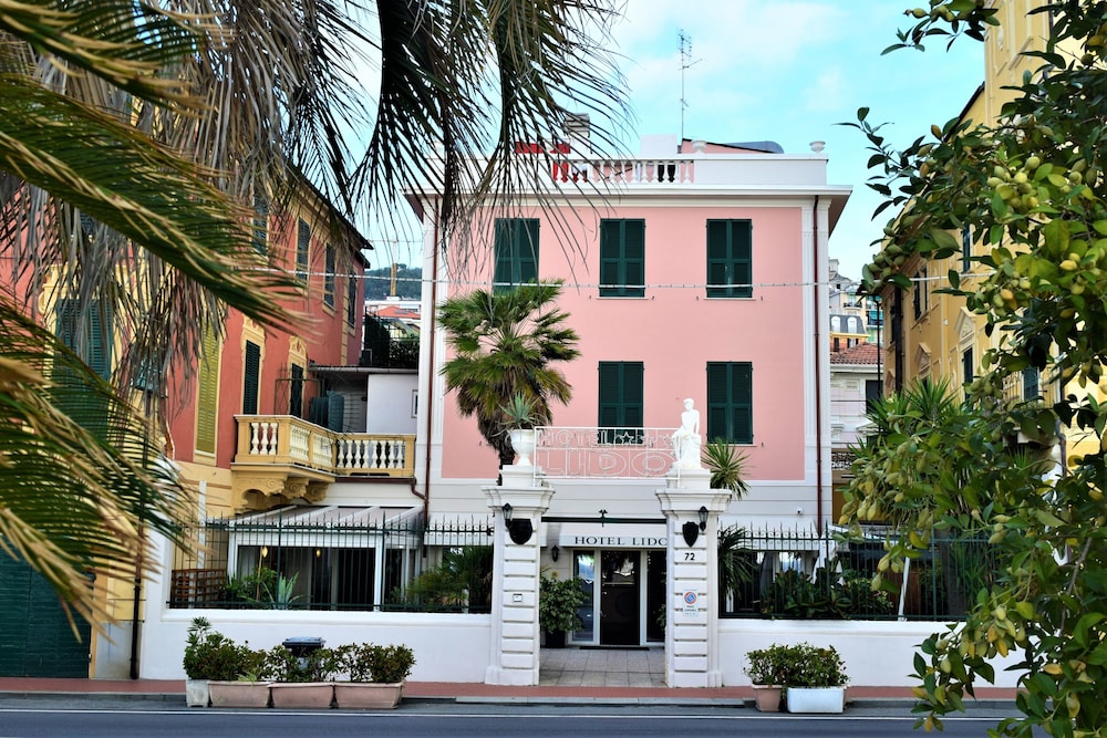 

Milano - Varazze - Hotel Lido