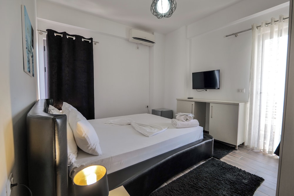 

Catania - Riviera Albanese - Hotel Sunrays