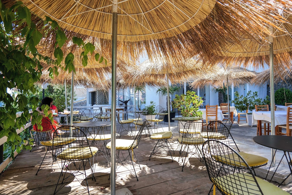 

Lamezia Terme - Costa albanese - Hotel Sunrays