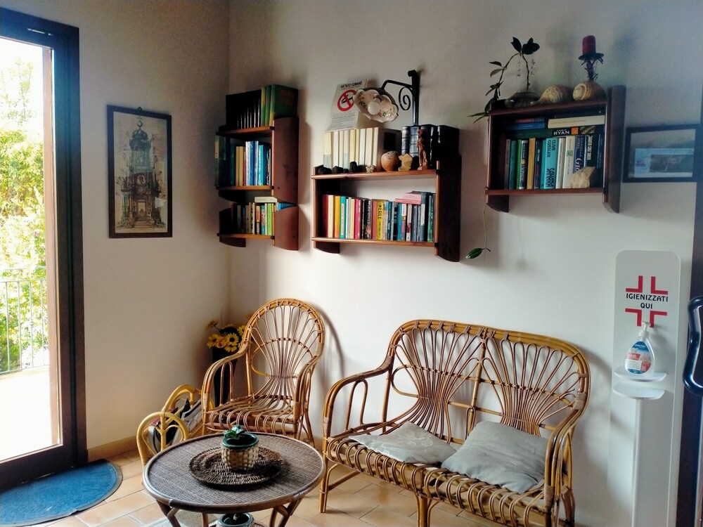 

Roma - Scopello, Trapani - Hotel Grotticelli