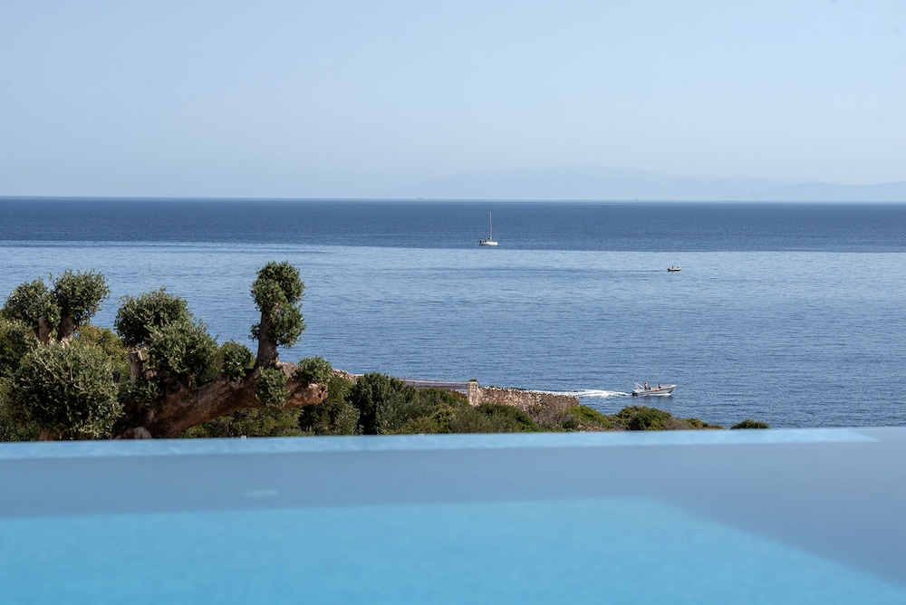 

Verona - Alikanas - Aliv stone suites & spa