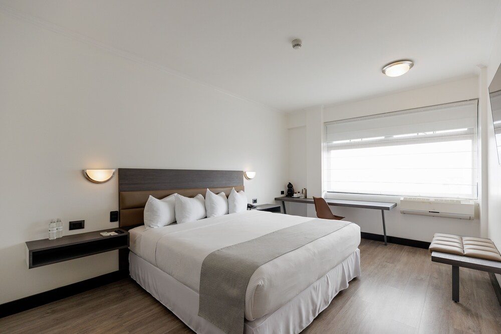 

Milano - San Jose - Parque del Lago Boutique Hotel