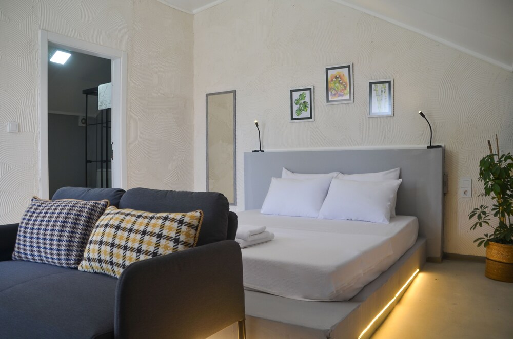 

Milano - Seferihisar - Quonset Glamping