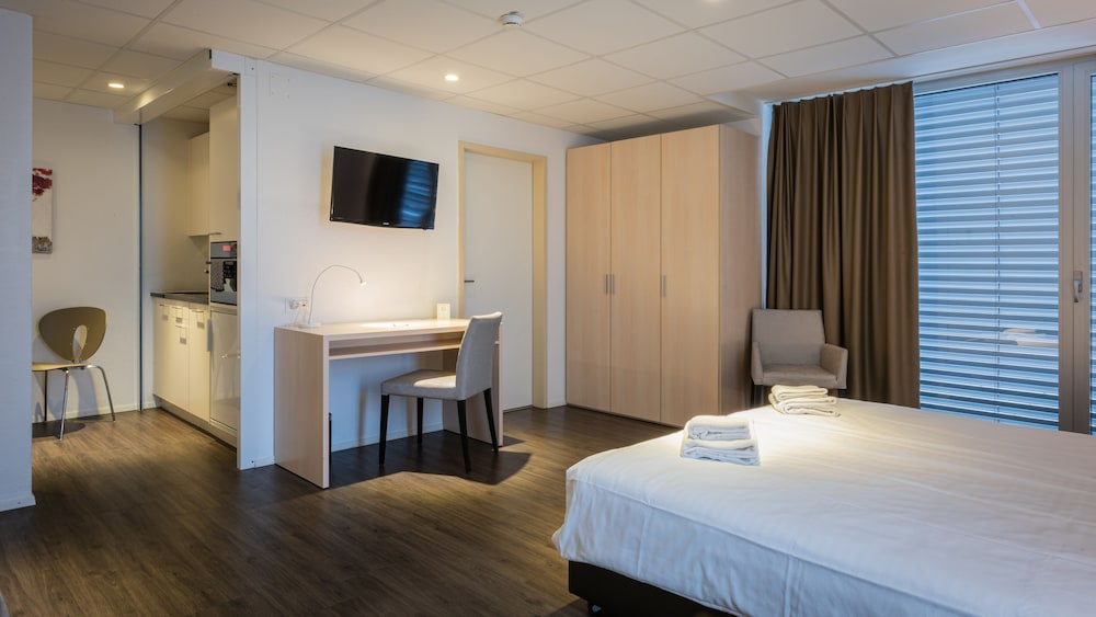 

Napoli - Berna - Los Lorentes Hotel Bern Airport