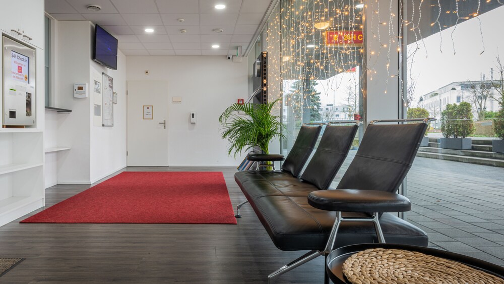 

Napoli - Berna - Los Lorentes Hotel Bern Airport