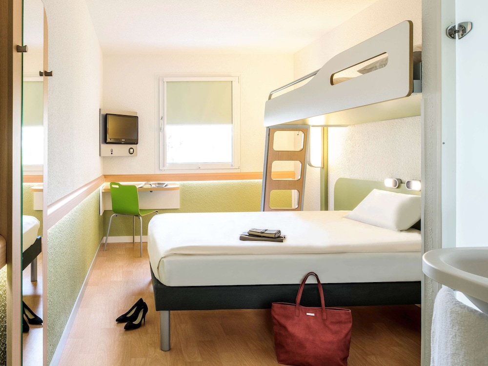 

Palermo - Blois - ibis budget Blois Centre