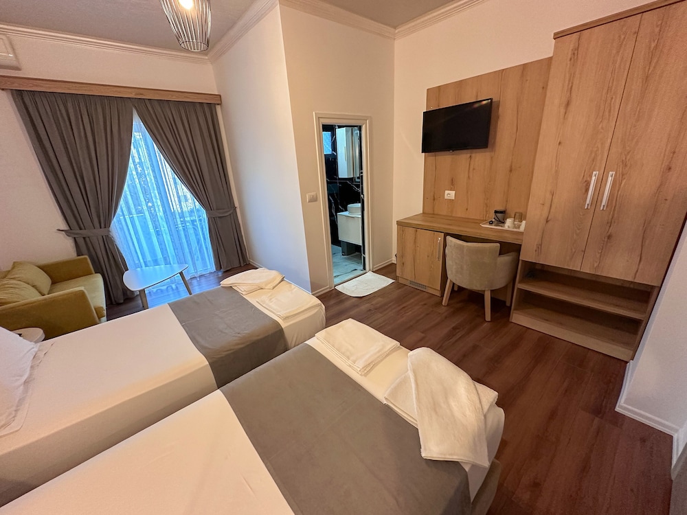 

Venezia - Ksamil - Hotel Murati