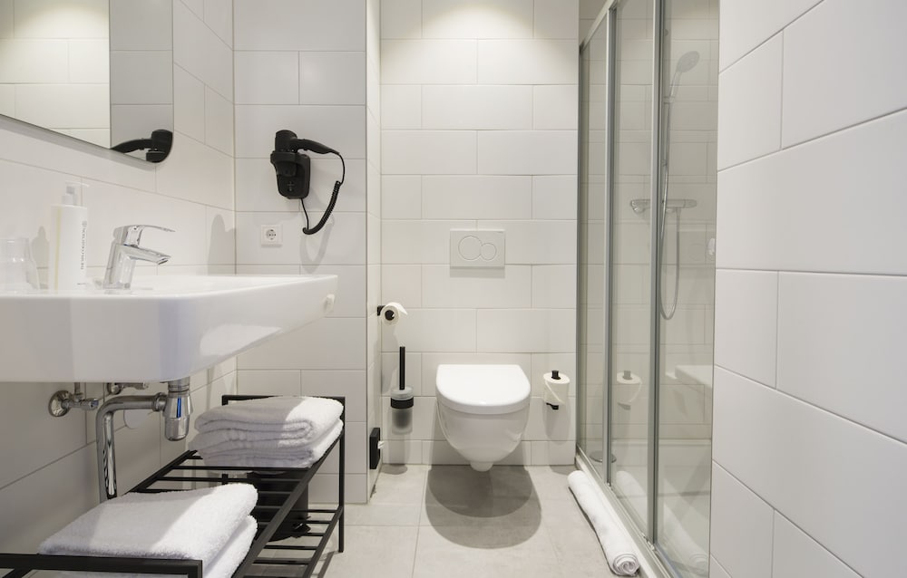 

Firenze - Aalsmeer - Corendon Urban Amsterdam Schiphol Airport Hotel