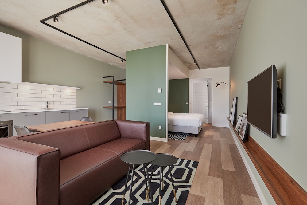 

Bologna - Amstelveen - Corendon Apartments Amsterdam Schiphol Airport